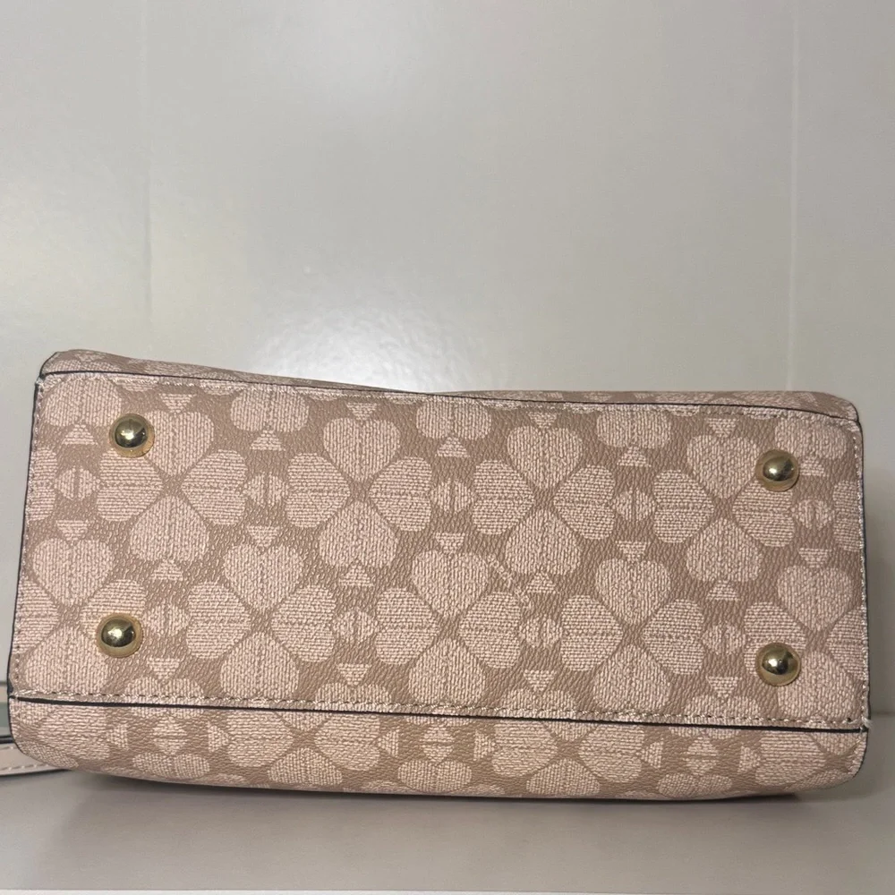Kate Spade NY NWT Tan and Cream Cyndy Crossbody Satchel